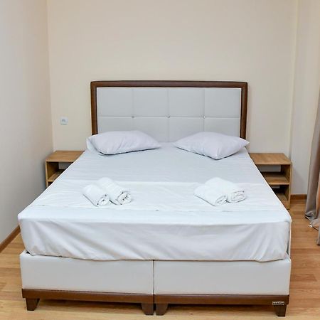 Just Inn Kutaisi Exterior photo