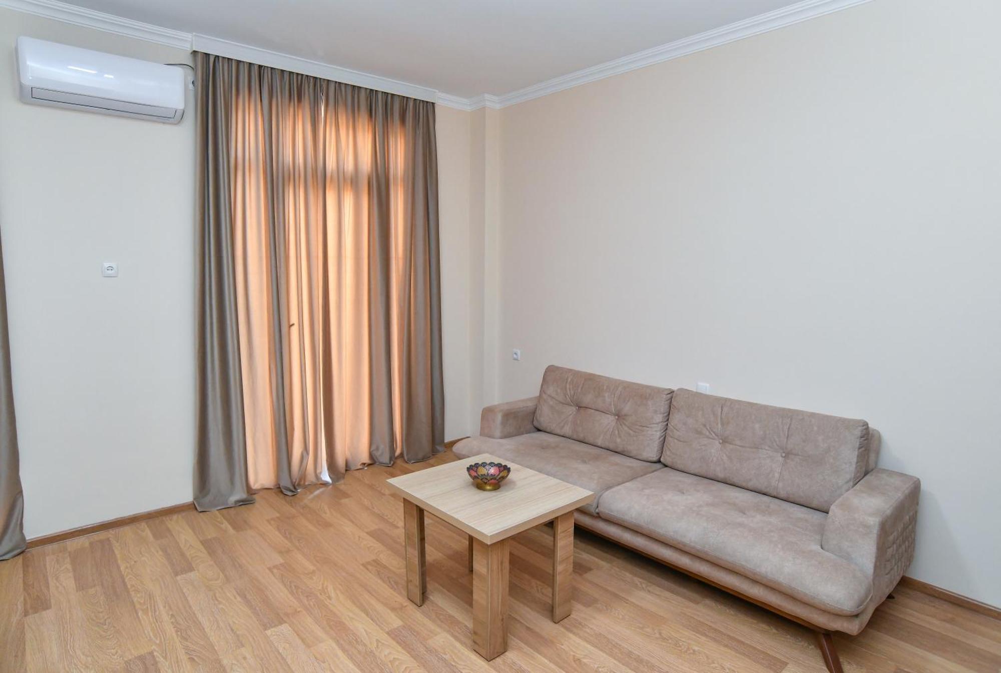 Just Inn Kutaisi Exterior photo
