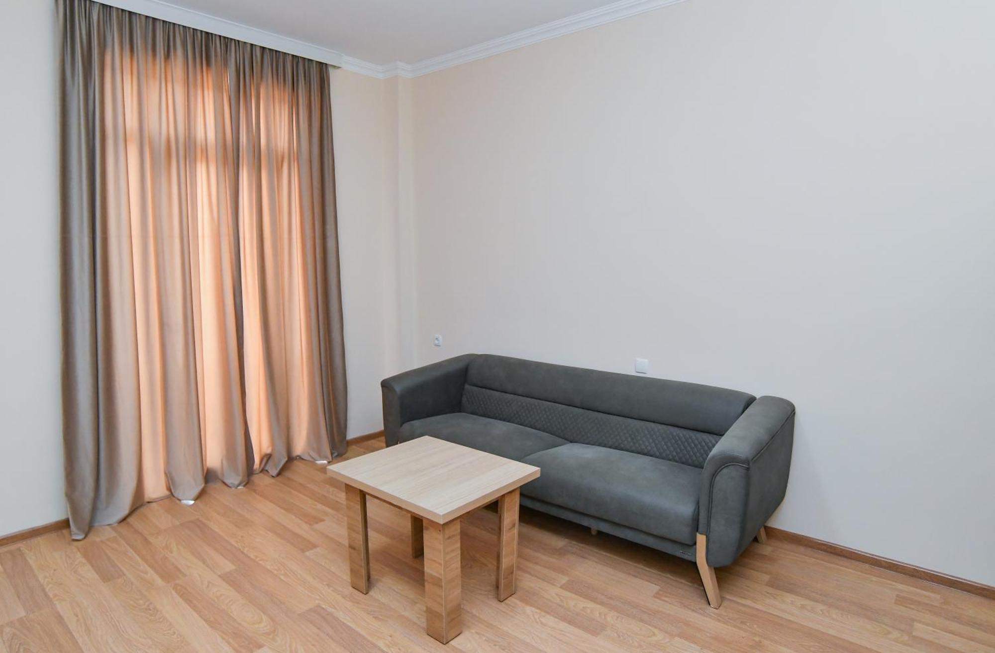 Just Inn Kutaisi Exterior photo